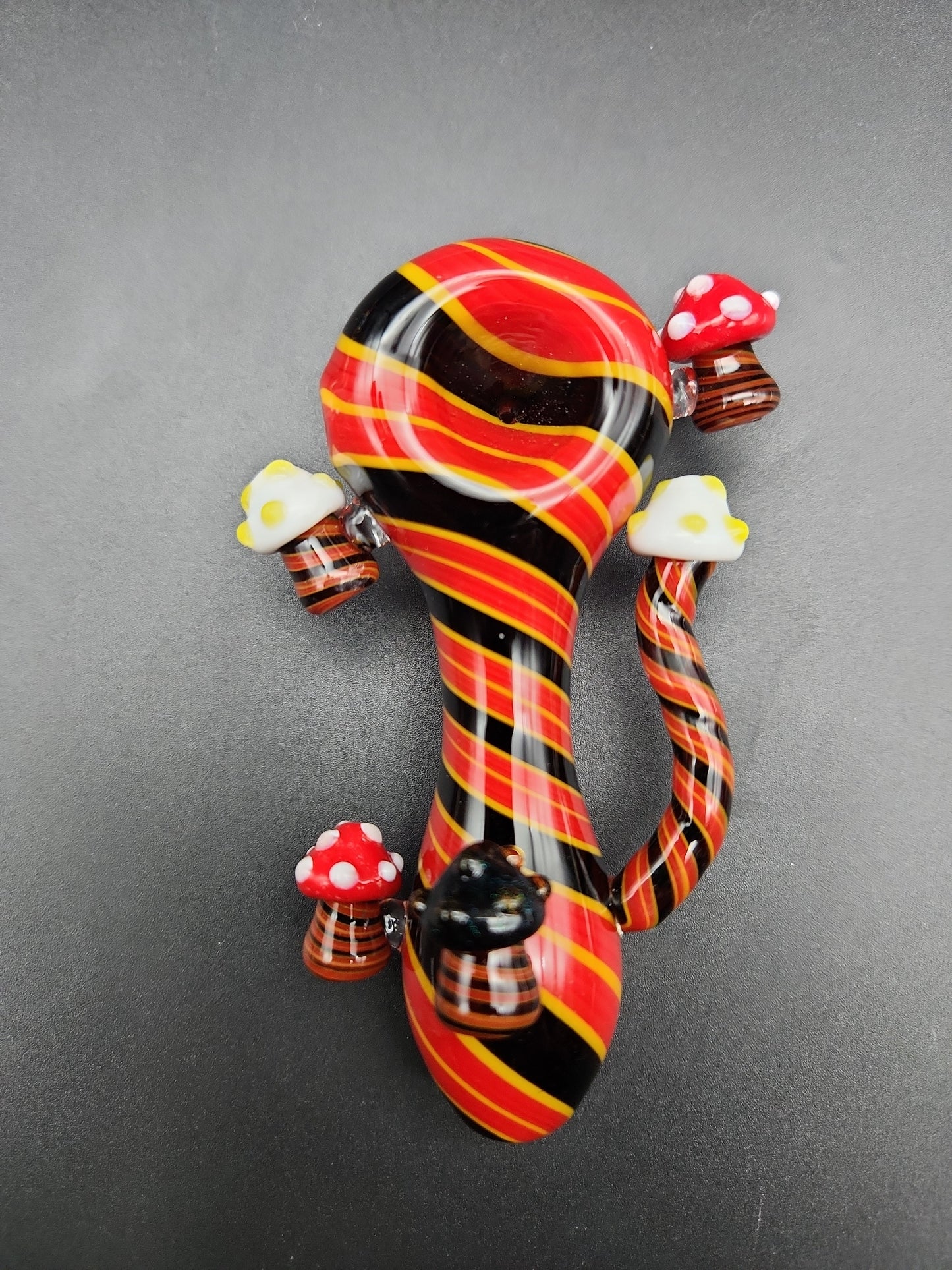 4" Color Spiral Mushroom Spoon Pipes