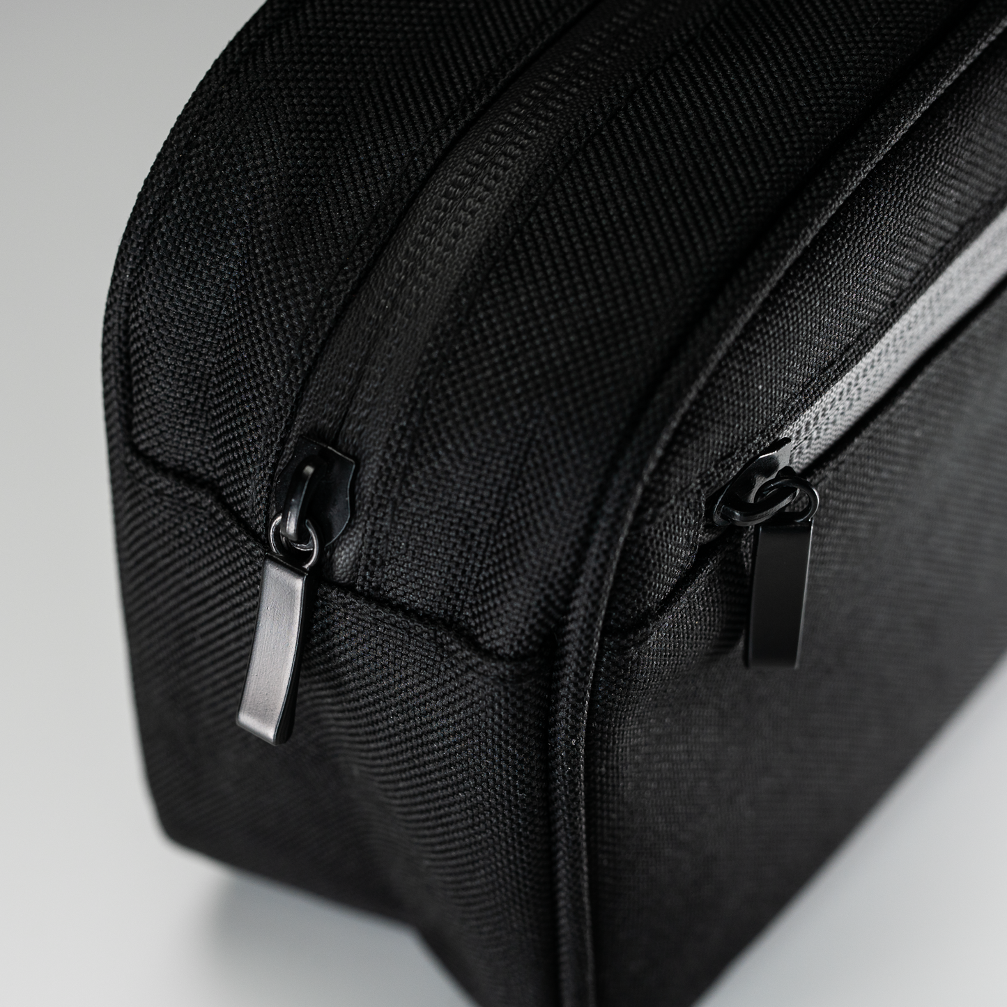 Dart Smell Proof Travel Bag