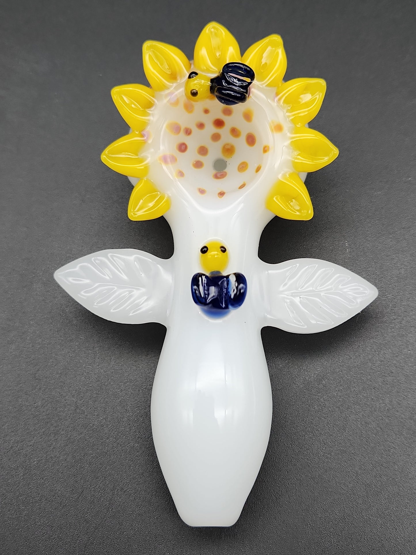 4" Sunflower Hand Pipe with Bees